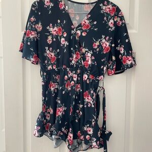 Floral V-Neck Women's Jumpsuit with belt size S/M